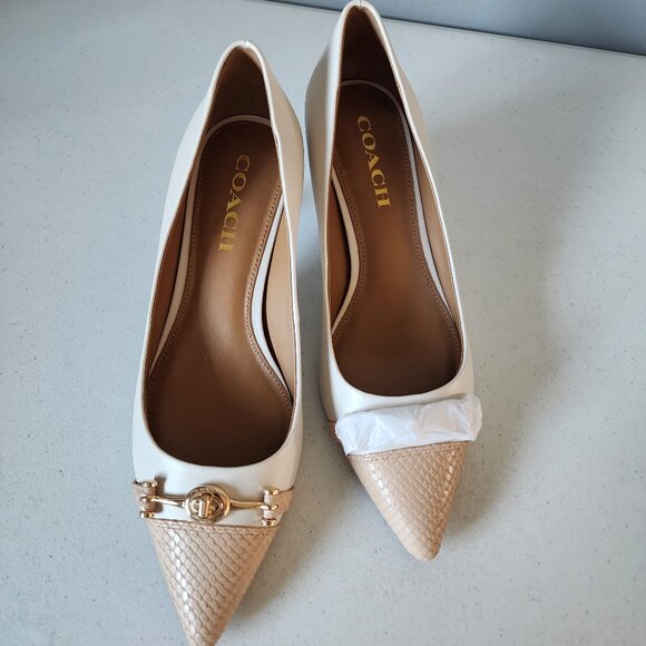 Coach Kitten Heel Pumps "NEW" - Picture 16 of 16